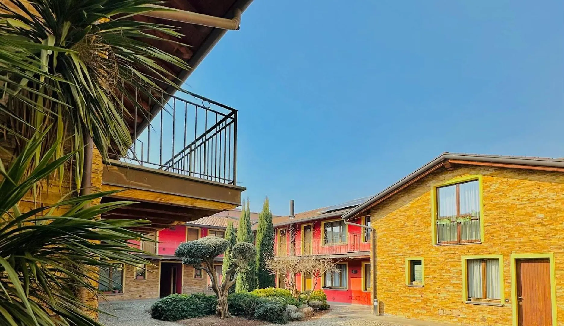Bergamo Easy Airport 3 0*,